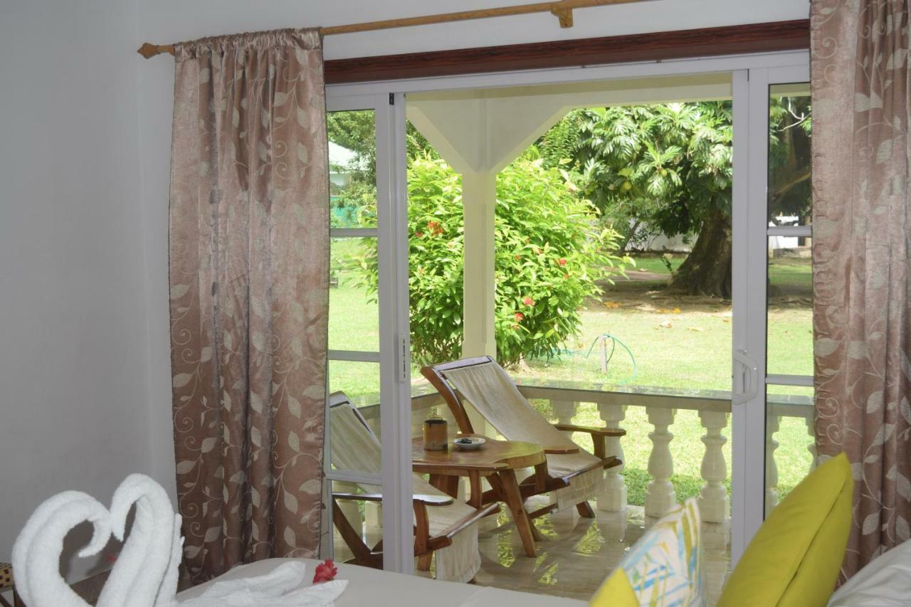 Chalet Bamboo Vert La Digue Exterior photo